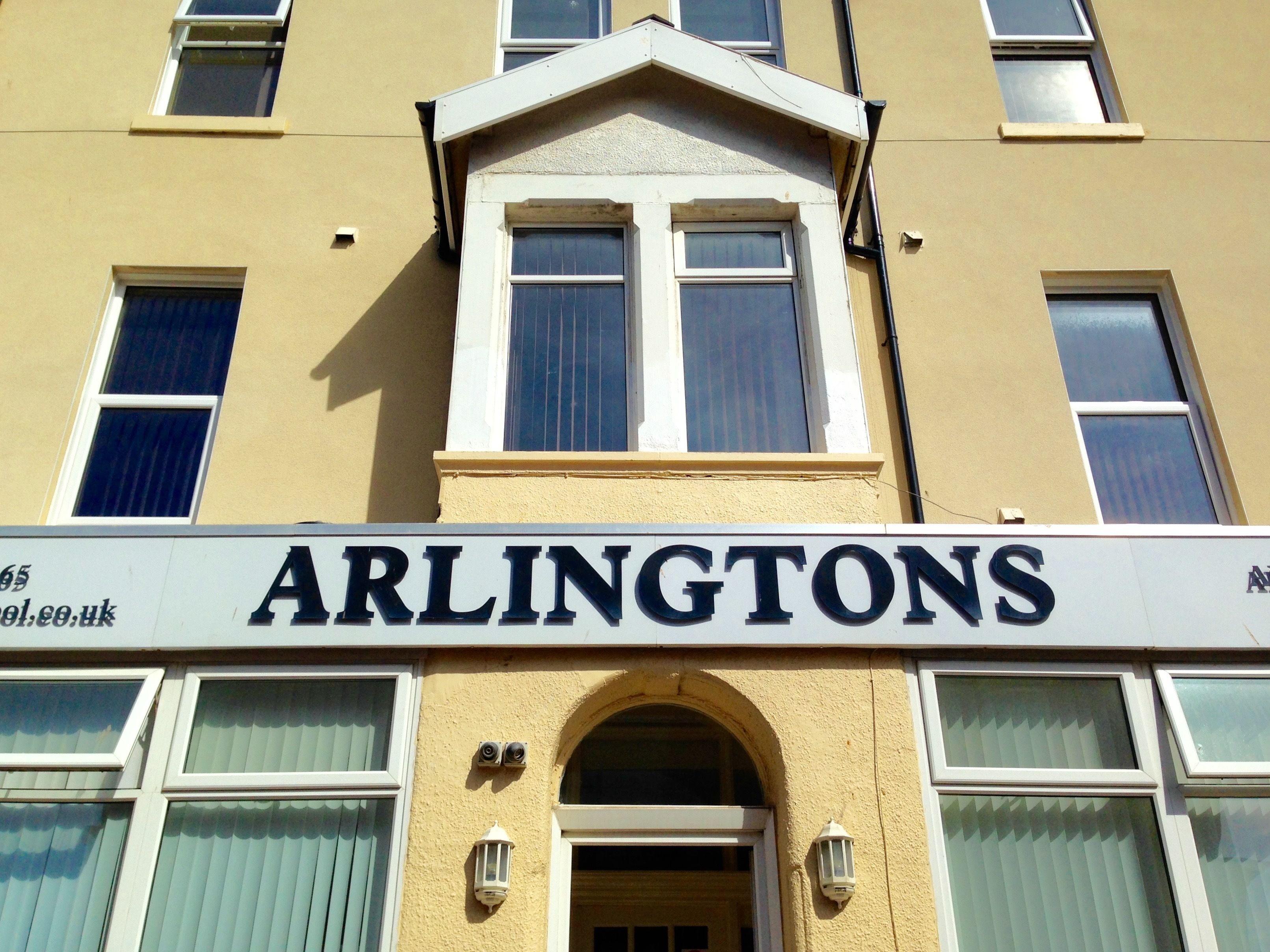 Arlingtons — Photos 2